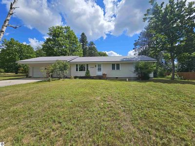 5095 Crosby Rd