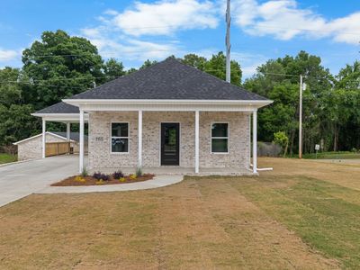 Property at 165 E Lakeside Dr, Florence, AL