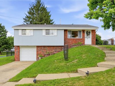 614 Dressel Rd