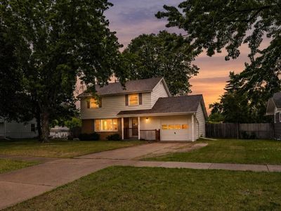 11801 Crooked Lake Blvd NW