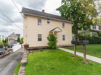 533 Willett Avenue