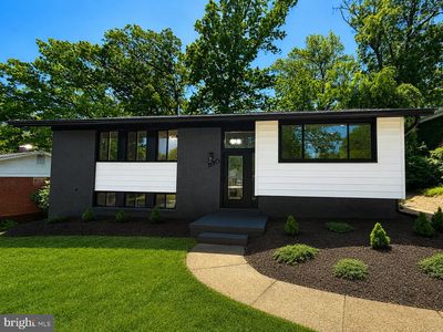 810 Malta Ln