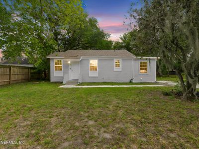9124 FREE Avenue
