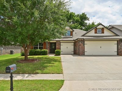 3121 W Fredericksburg St