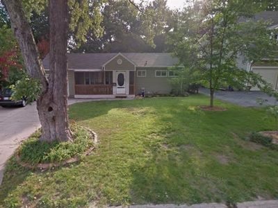 7435 Reeds Ln