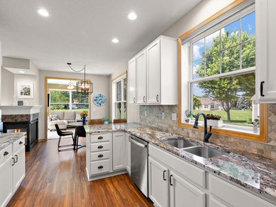 8370 Crabapple Ct