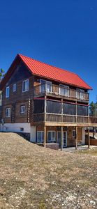 355 E Huron Dr