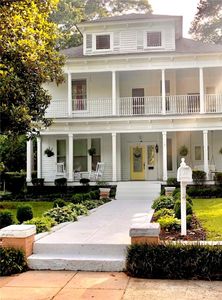 110 Maxwell Ave