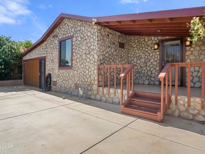 1030 Papago Dr