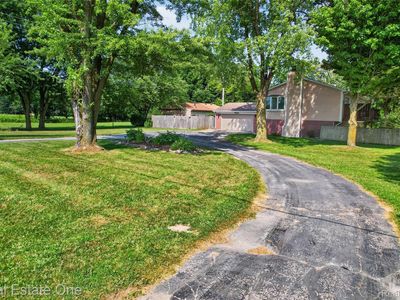 Property at 7990 Tower Rd, South Lyon, MI