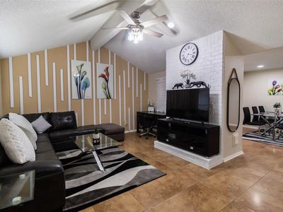 2922 Shadow Trail Dr