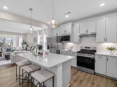 24 N Brookhollow Way