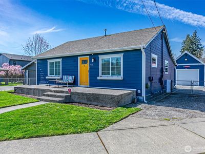 411 Corrin Avenue SE