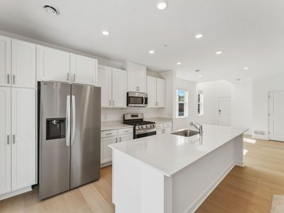 212 Huntington Dr