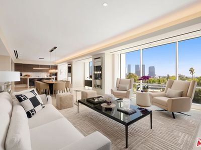 1200 Club View Dr #6S