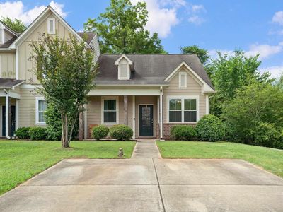 261 The Heights Dr