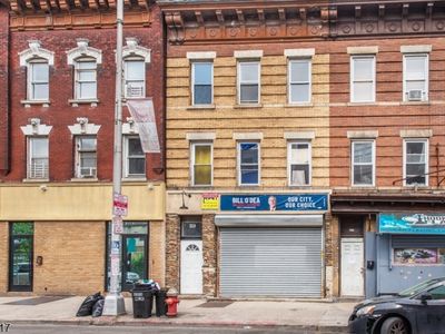 223 Martin Luther King Jr Dr
