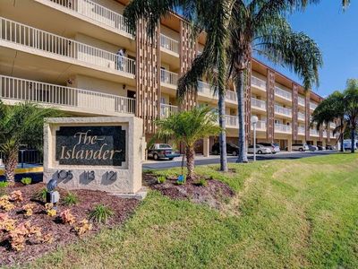 105 ISLAND WAY #138