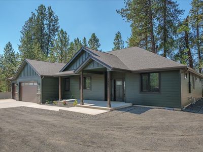 3402 E Yearling Rd