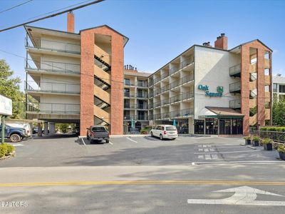 685 River Rd Unit 304