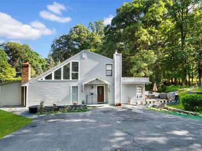 435 Birdsall Drive