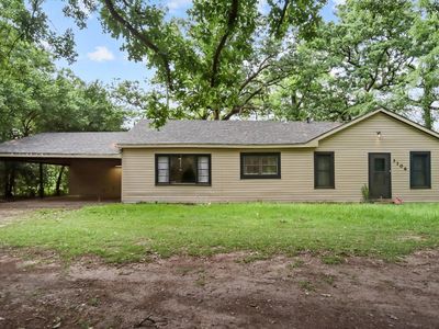 3106 Center Rd