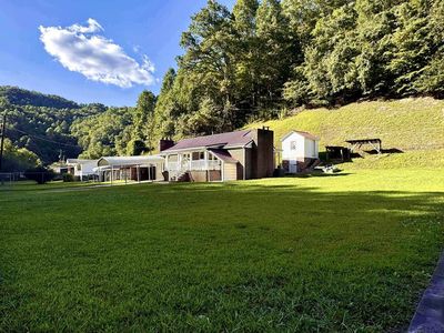 1153 Old Greenbrier Rd