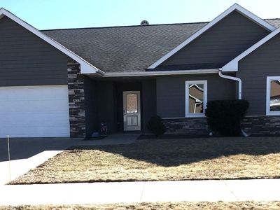 Property at 302 Coneflower Ct, Monroe, IA