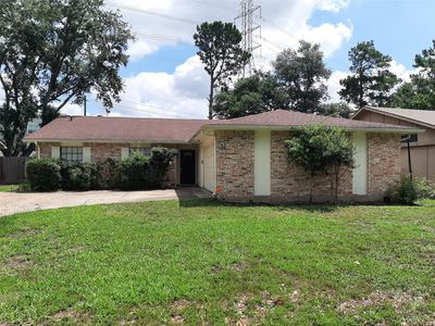 18214 Mantana Dr