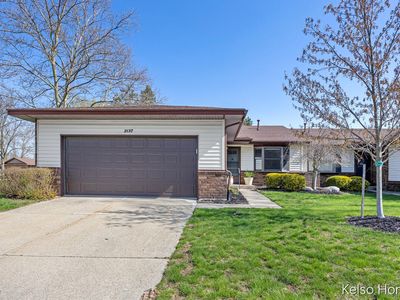 2137 Terrace Van Dr NE