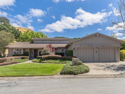 25683 Meadowview Ct