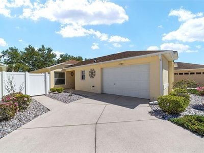 2055 Hydrangea Ave