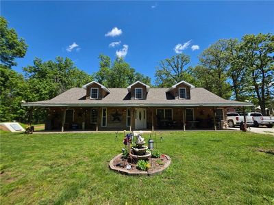 6895 NE 601st Rd
