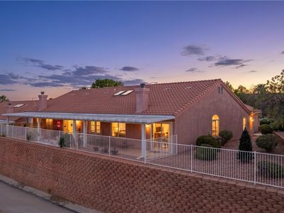 694 Peartree Ln