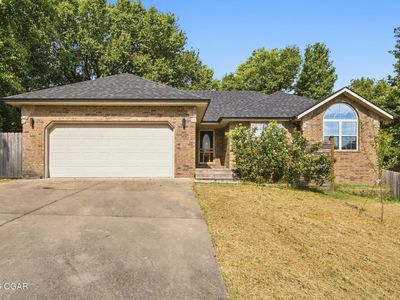 809 S 14th Ave