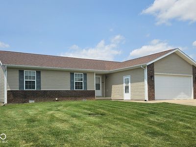 1674 W Independence St