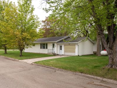 109 Arkansas Ave