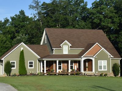 455 Hidden Ridge Ln