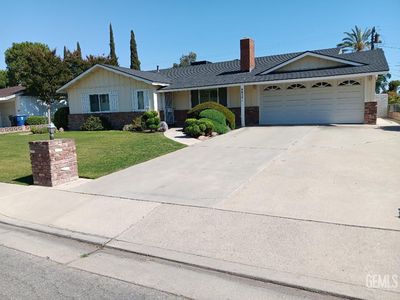 5917 Burke Way
