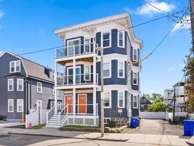 81 Homes Ave #3