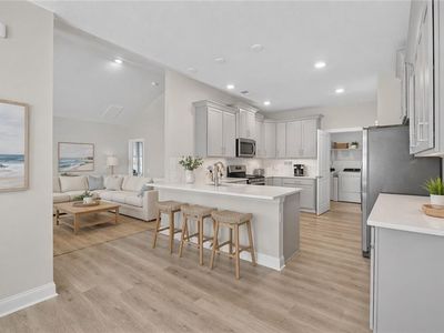 2136 Edwin Dr