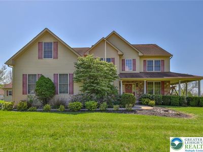 Property at 3595 Woodbyne Rd, Hellertown, PA