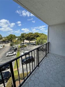 1000 Parkview Dr APT 407