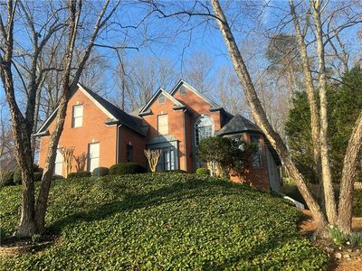 6410 Oak Valley Dr