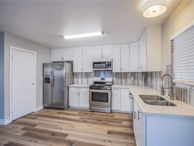 2456 Paradise Village Way
