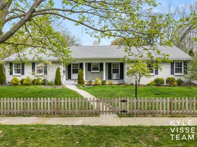 2405 Oakwood Dr SE