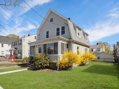 198 Taylor St