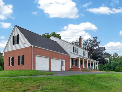 746 S Main St