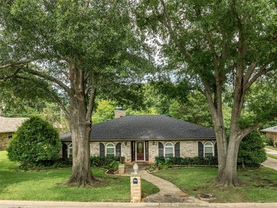 804 Holland Dr