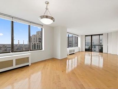 422 E 72nd St APT 32C